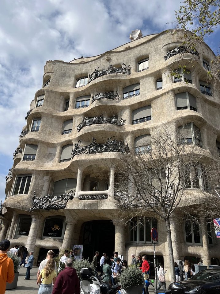 La Pedrera - Passeig Gràcia View