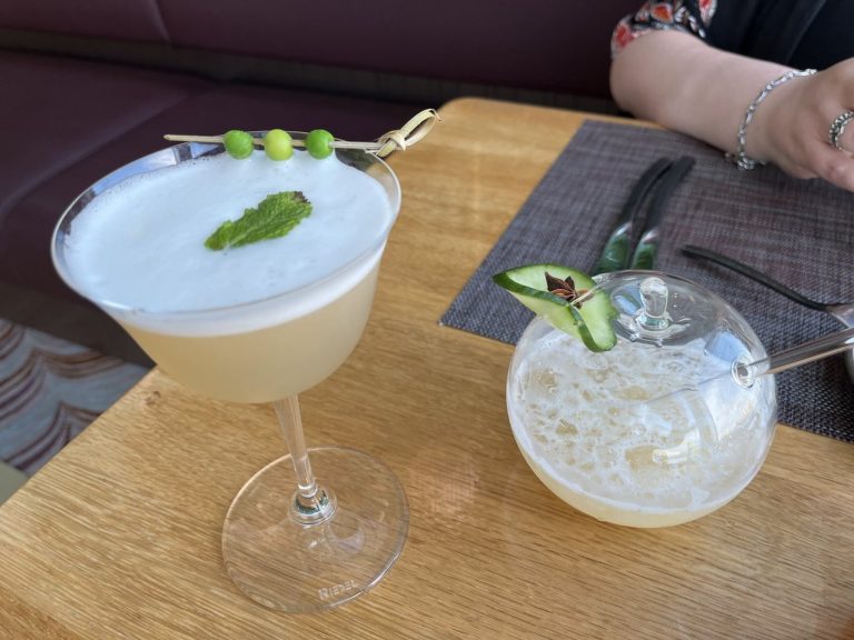 Celebrity Apex - Drinks in Eden Restaurant