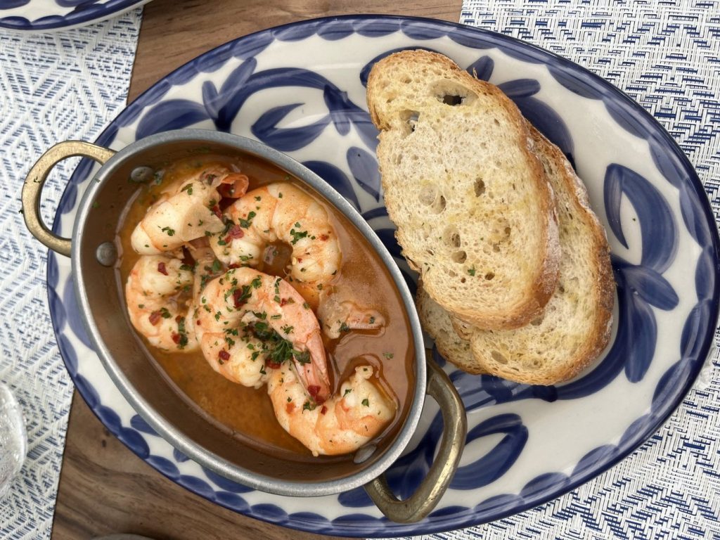 Bora Brunch Gambas al Ajillo