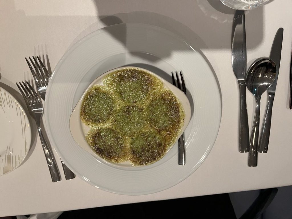 Cosmopolitan Escargots