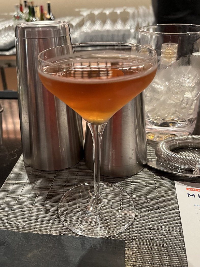 Mixology 101 - Martinez De La Frontera