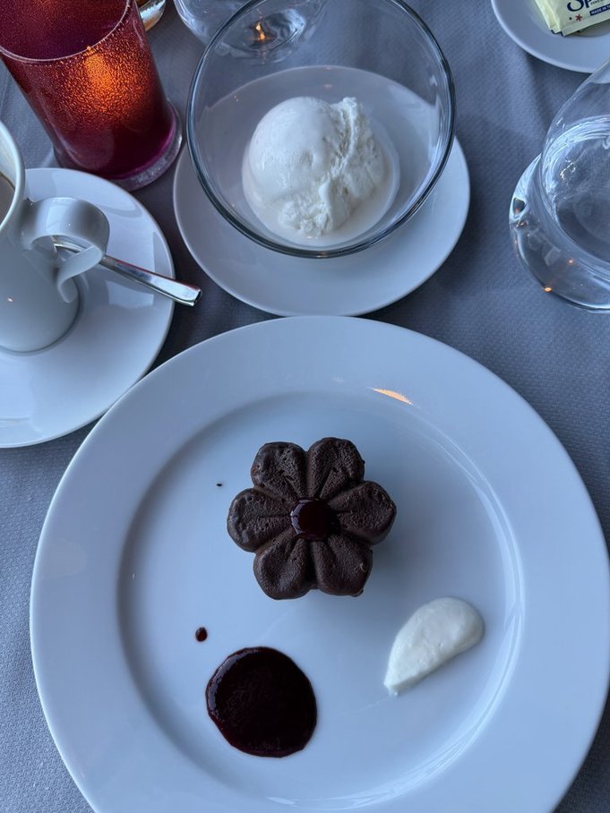Black Forest Tiffany @ Luminae (Malta Port)