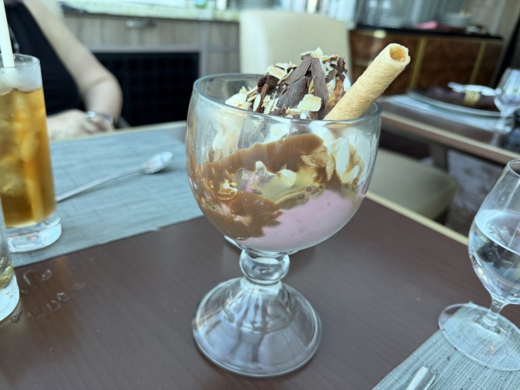 Ultimate Chocolate Sundae @ Fine Cut Steakhouse