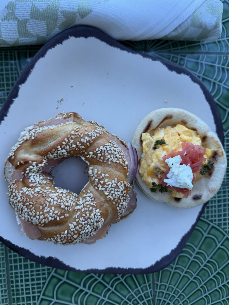 Simit & Strapatsada @ Spice