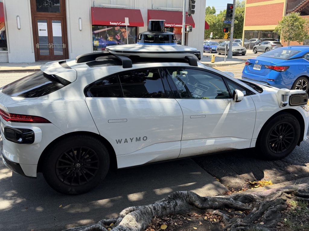 Rogue Waymo in L.A.