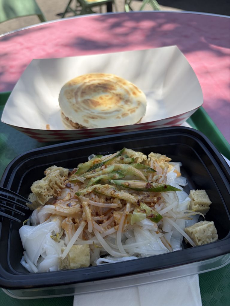 Cold noodles with Chili Oil & Sesame sauce, Chinese Pork Hamburger