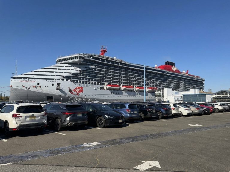 Valiant Lady @ Brooklyn Cruise Terminal